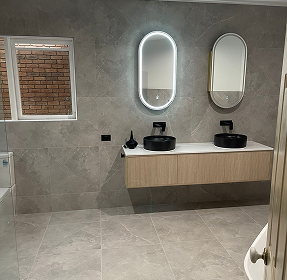 Tiled floor with accent tiles